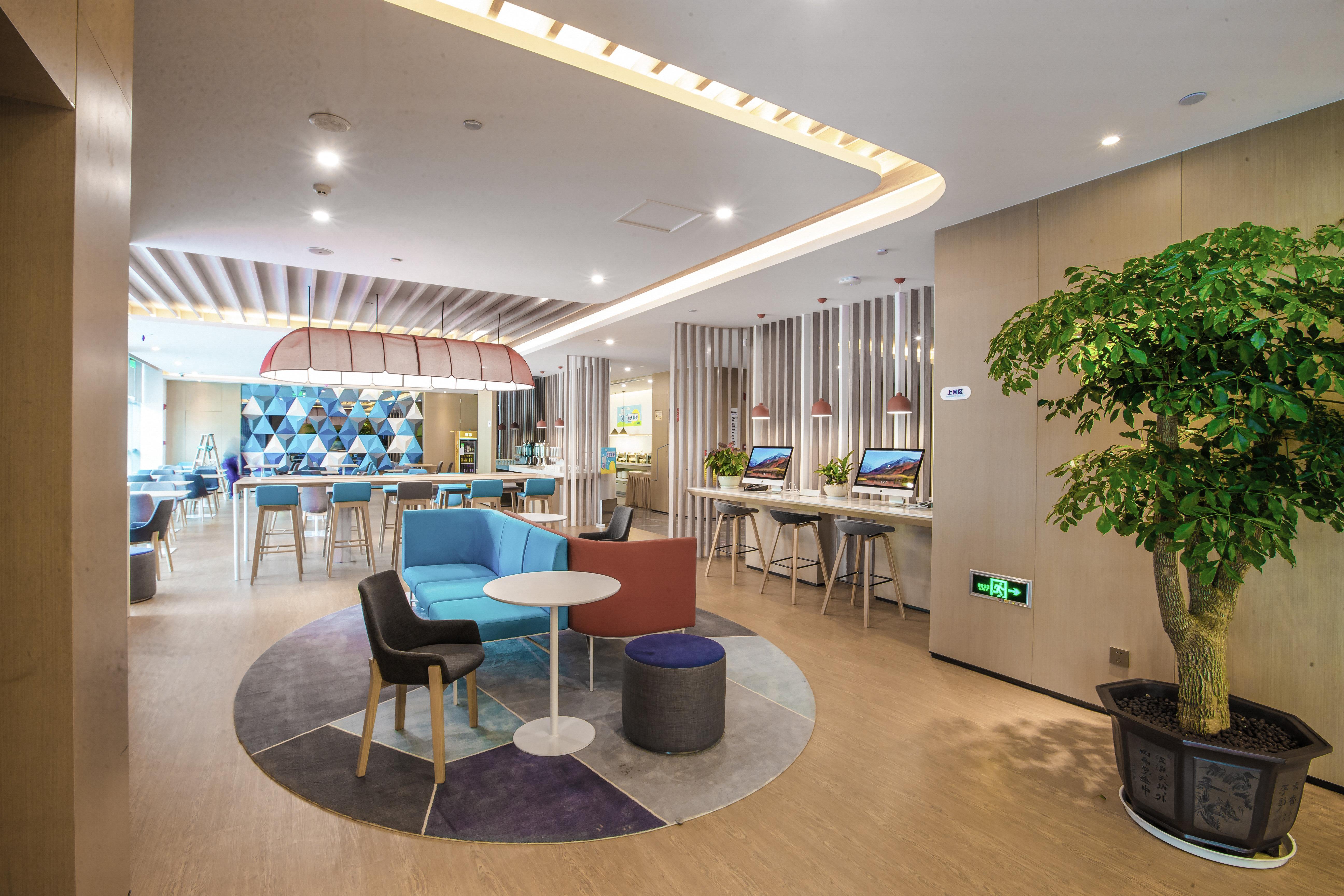 合肥高新智选假日酒店 Jinggangpu 外观 照片
