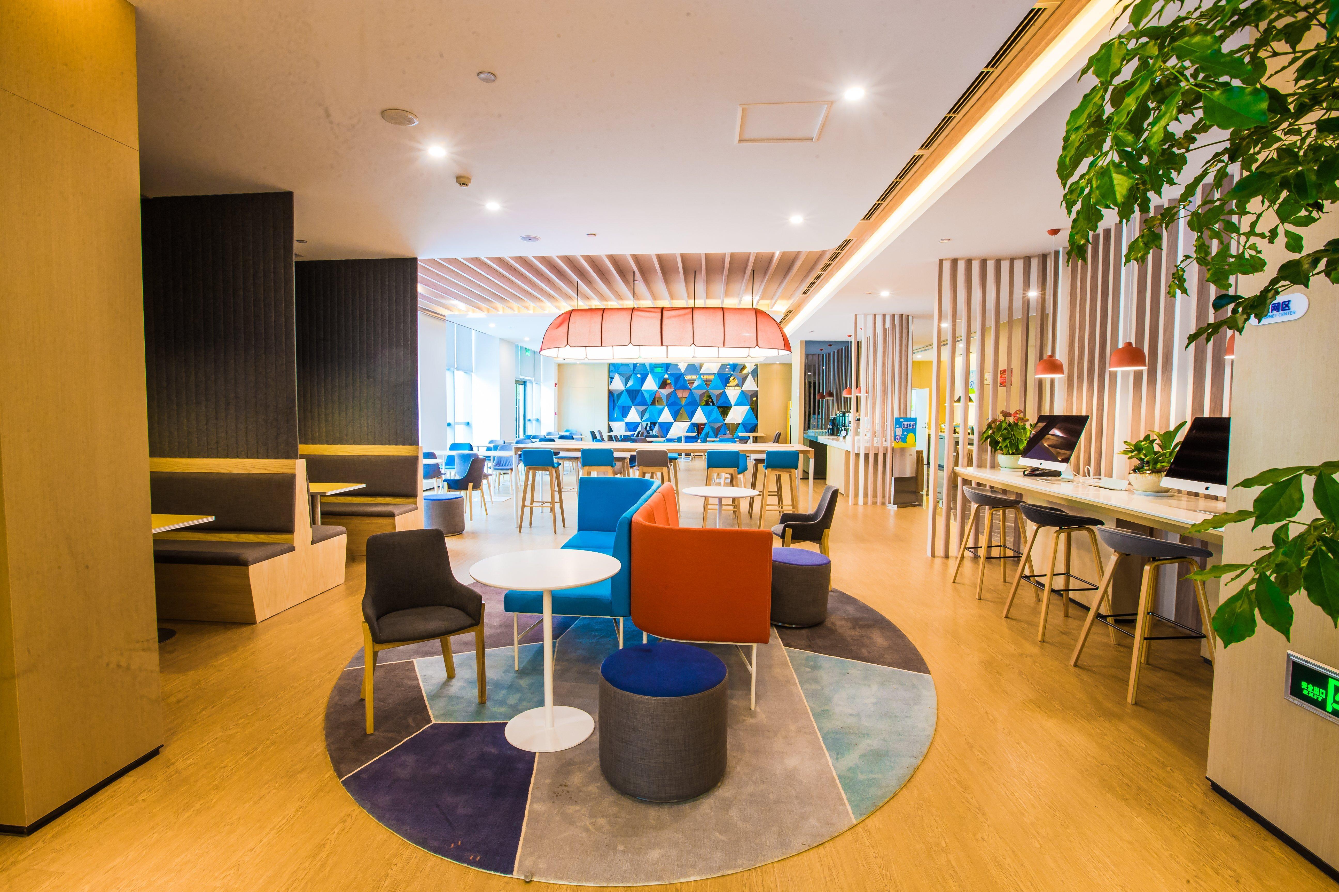 合肥高新智选假日酒店 Jinggangpu 外观 照片